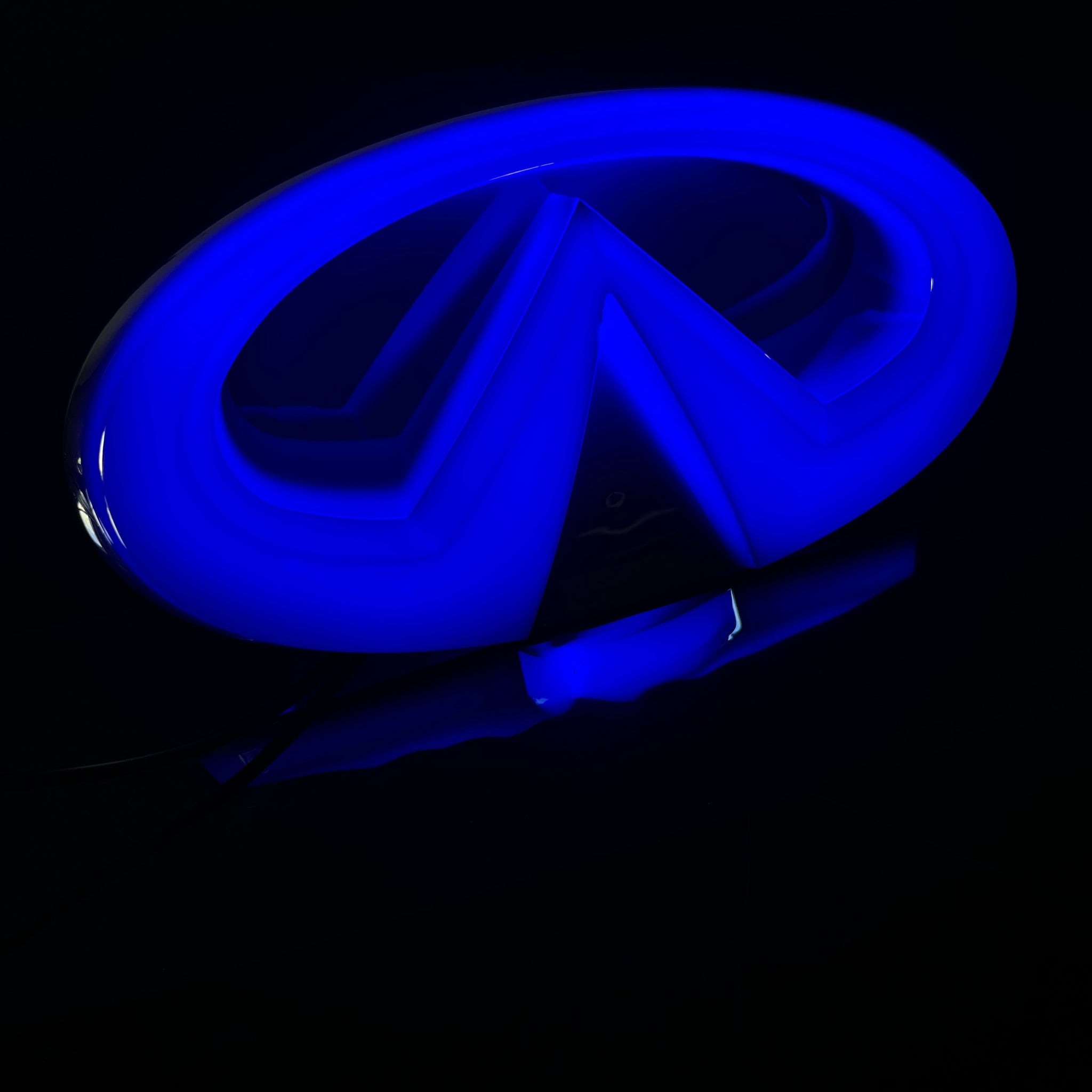 Infiniti GLO Emblem (Q50)